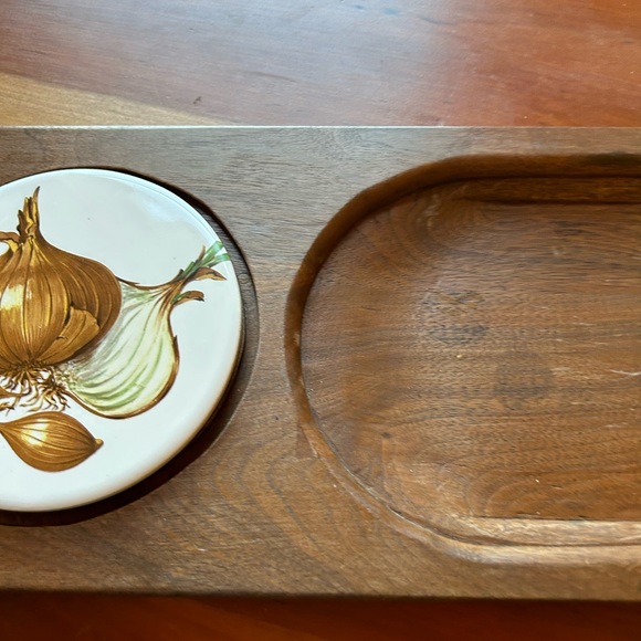 Vintage teak wood charcuterie board, cheese dome with onion, farmhouse - Picture 4 of 5